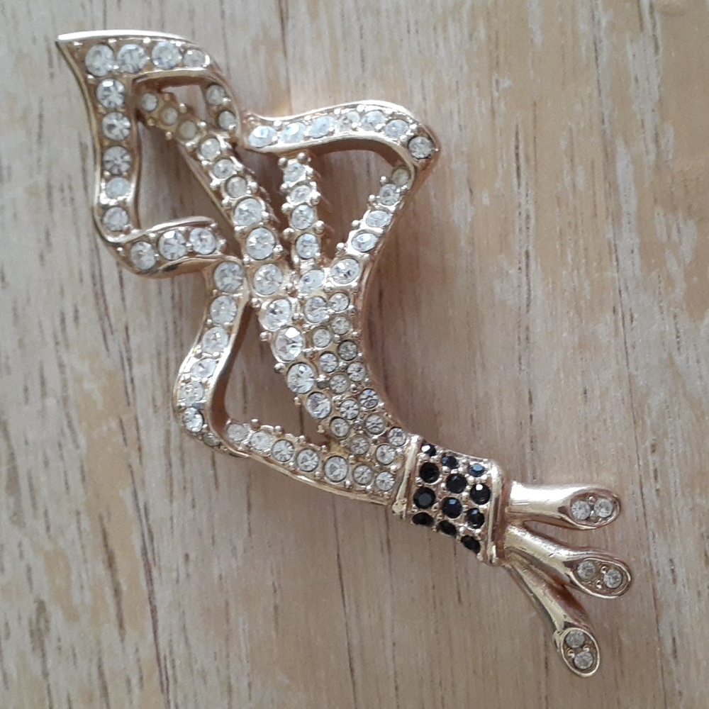 Vintage Swarovski Swan Stamped Brooch KK107